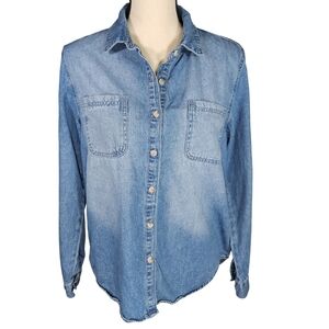 Womens Long Sleeve Casual Button Down Denim Shirt, Medium Wash, Size Medium